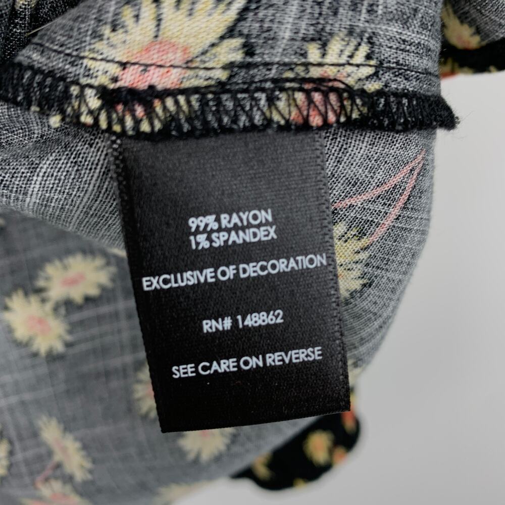 Torrid Popover Blouse Womens Size 1X Long Sleeve Floral Print Black Yellow - Picture 6 of 6